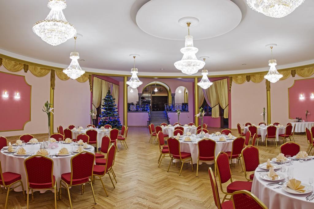 Villa Bergera Dzierżoniów Eksteriør billede